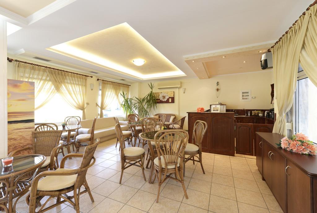 Amalia Aparthotel Palaiontsiflikion Luaran gambar