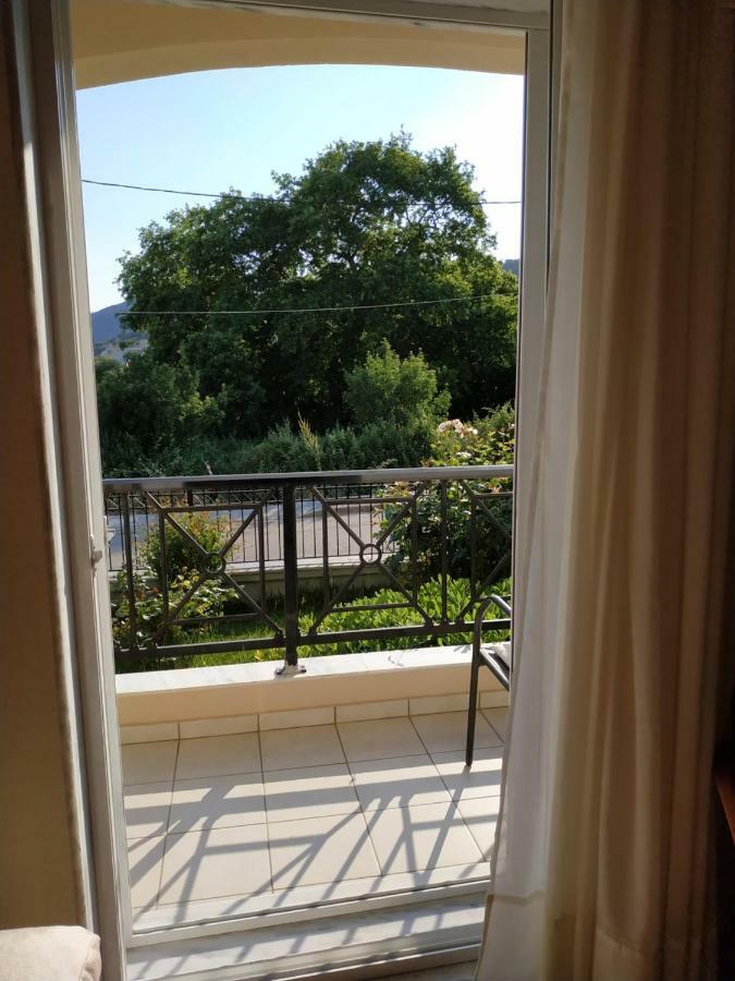Amalia Aparthotel Palaiontsiflikion Luaran gambar