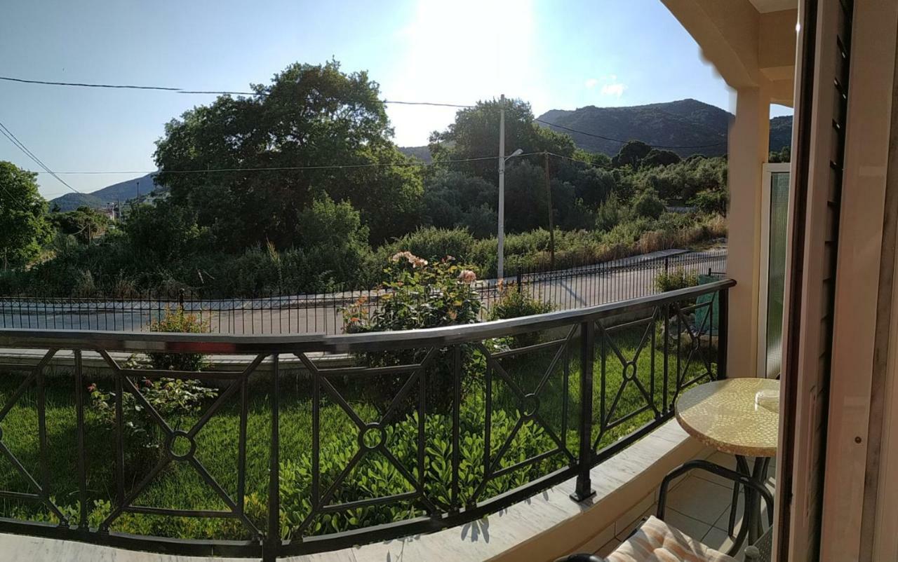 Amalia Aparthotel Palaiontsiflikion Luaran gambar