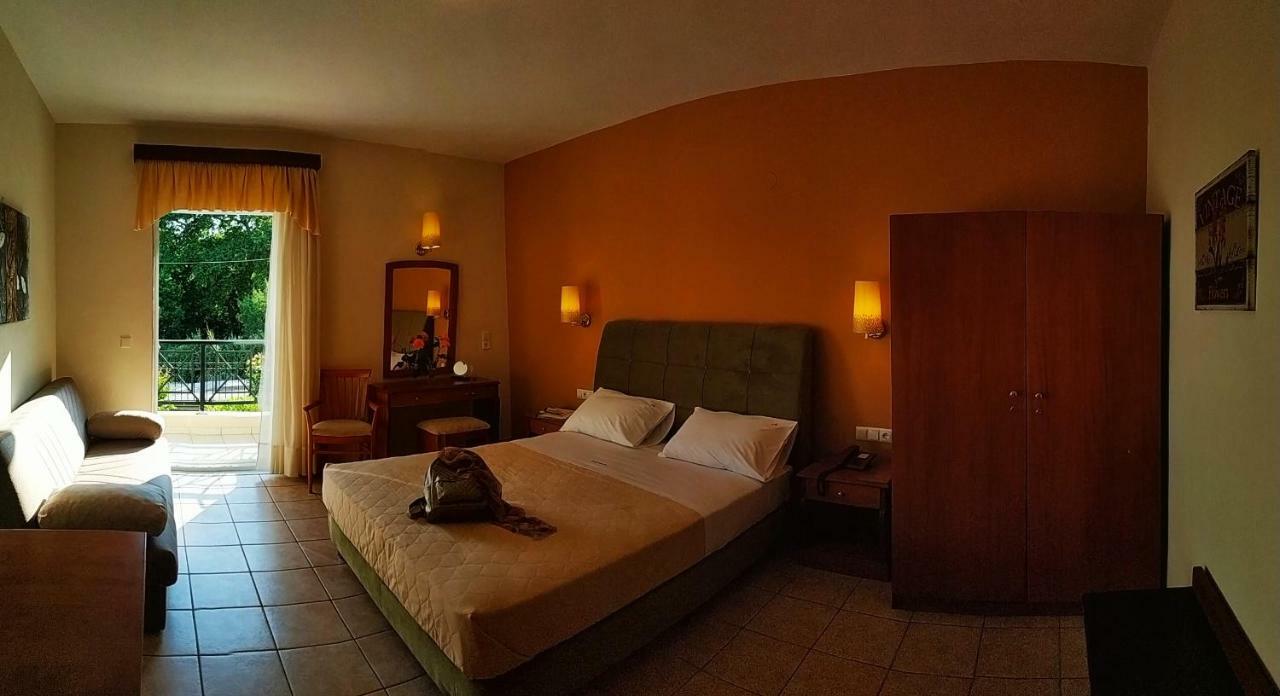 Amalia Aparthotel Palaiontsiflikion Luaran gambar