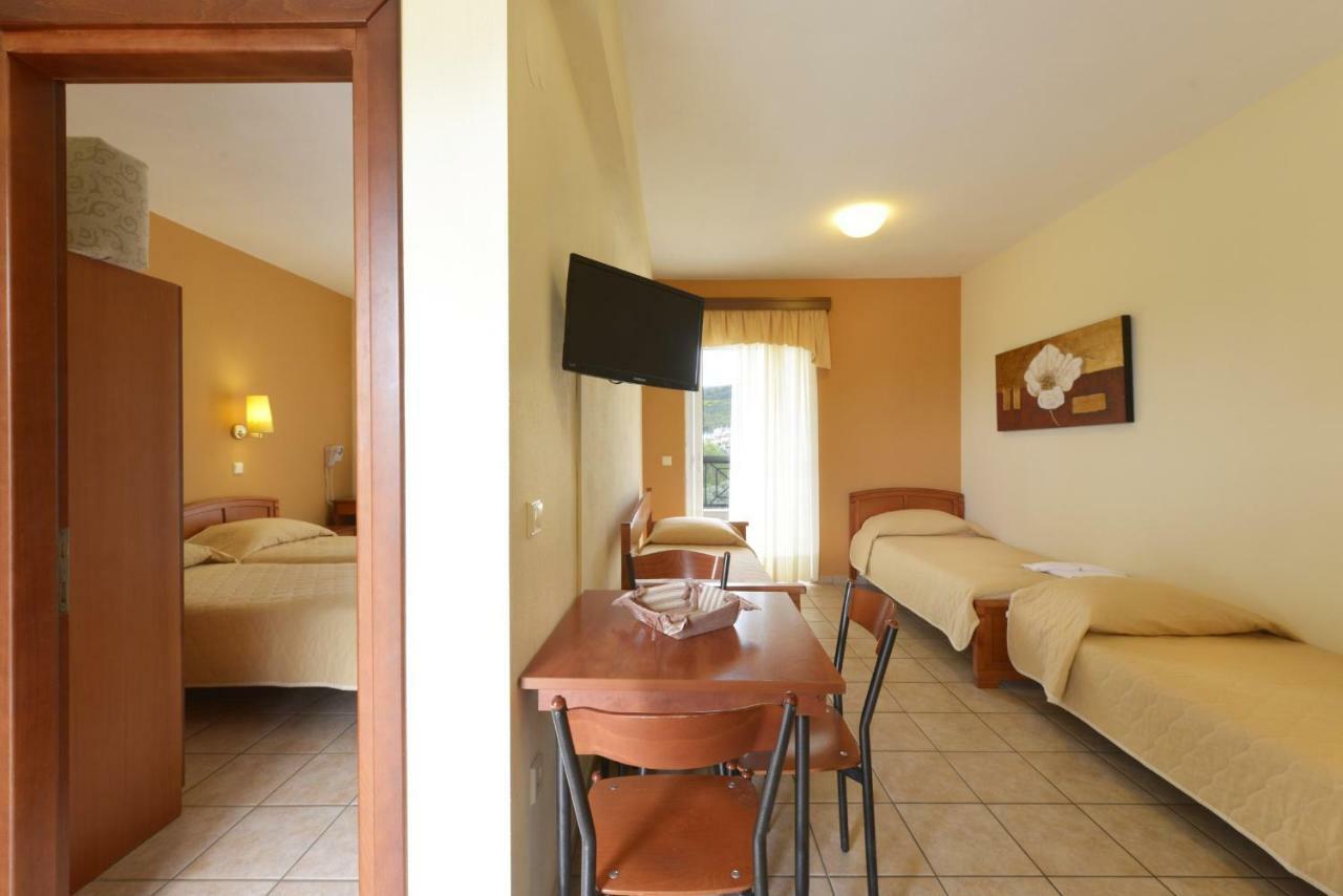 Amalia Aparthotel Palaiontsiflikion Luaran gambar