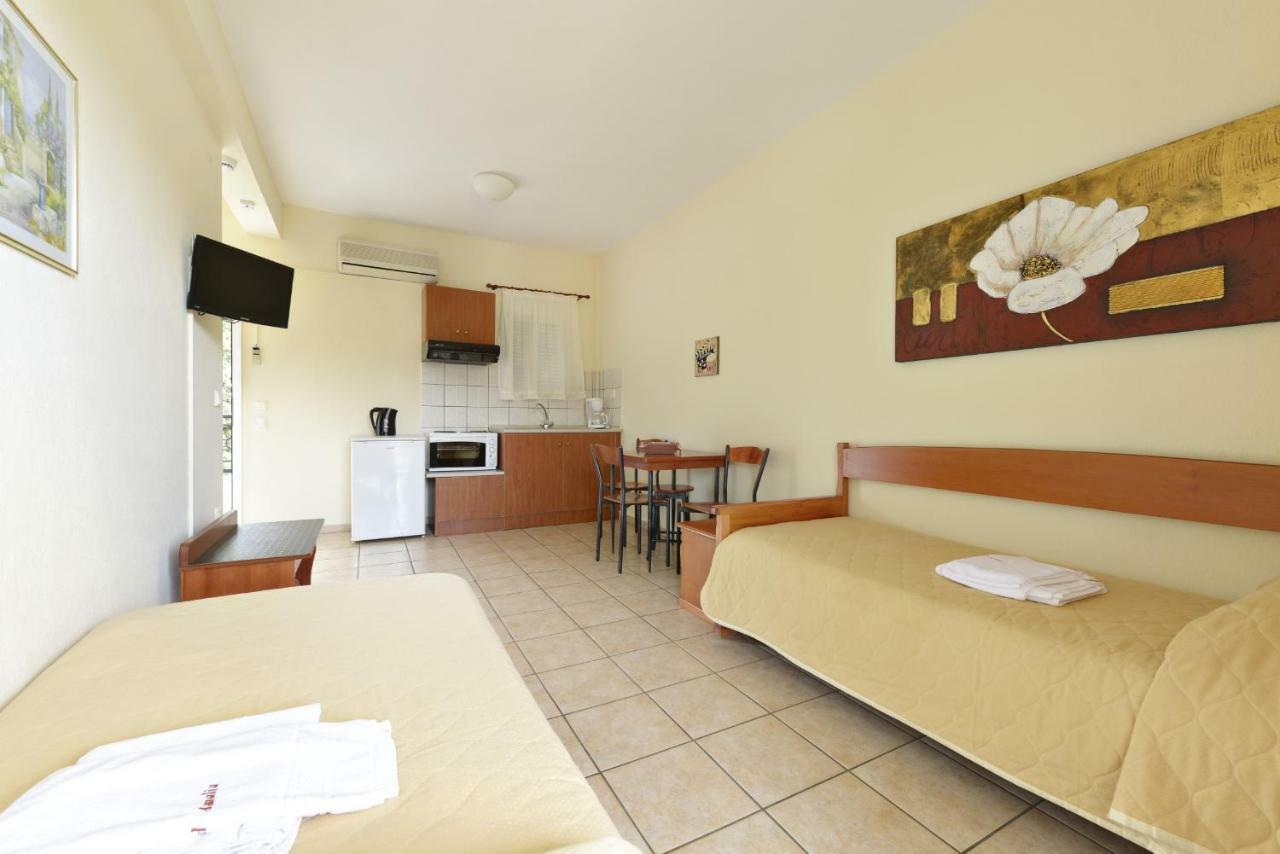 Amalia Aparthotel Palaiontsiflikion Luaran gambar